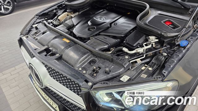 Mercedes-Benz GLE-Class 2021 — photo 6