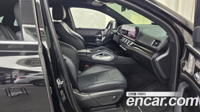 Mercedes-Benz GLE-Class 2021 — photo 11