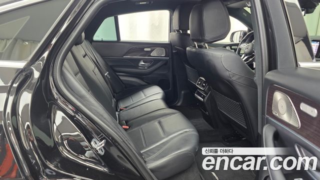 Mercedes-Benz GLE-Class 2021 — photo 12