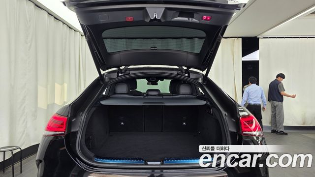 Mercedes-Benz GLE-Class 2021 — photo 20