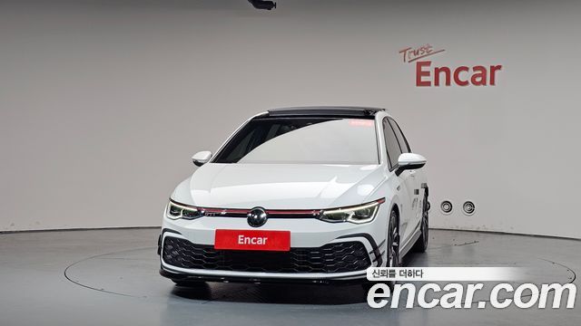 Volkswagen Golf 2024 — photo 3