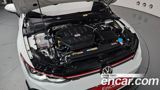 Volkswagen Golf 2024 — photo 6