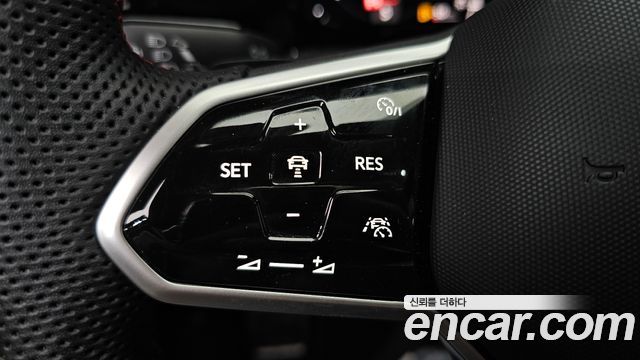 Volkswagen Golf 2024 — photo 32