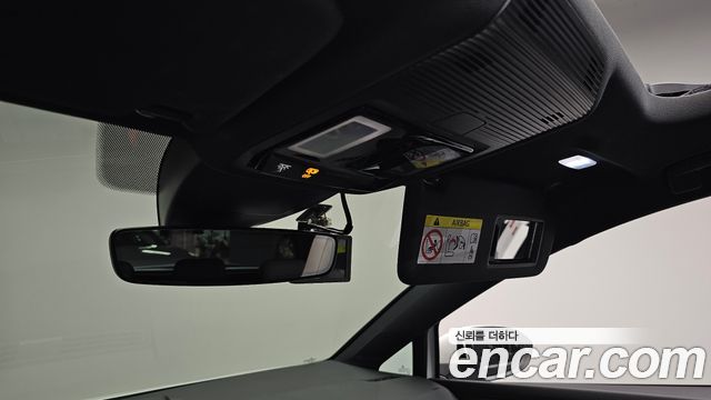 Volkswagen Golf 2024 — photo 35