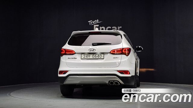 Hyundai Santafe 2016 — photo 4