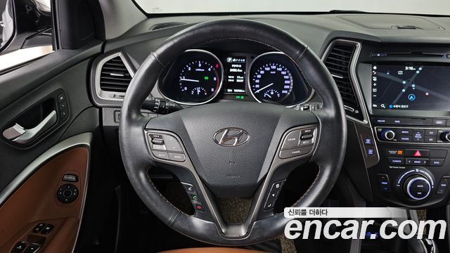 Hyundai Santafe 2016 — photo 19