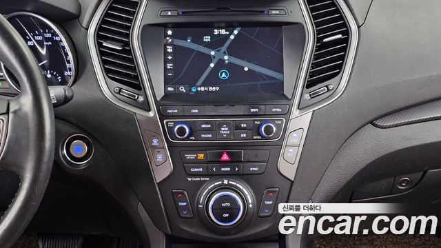Hyundai Santafe 2016 — photo 20