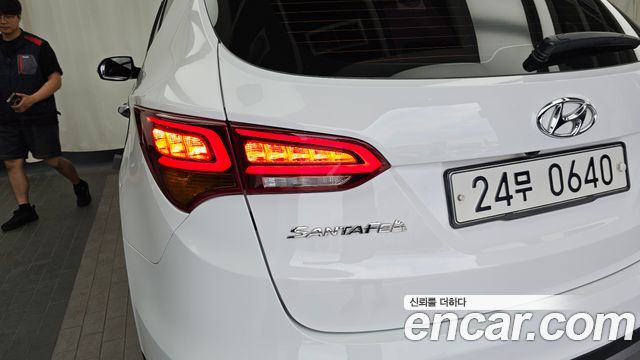 Hyundai Santafe 2016 — photo 9