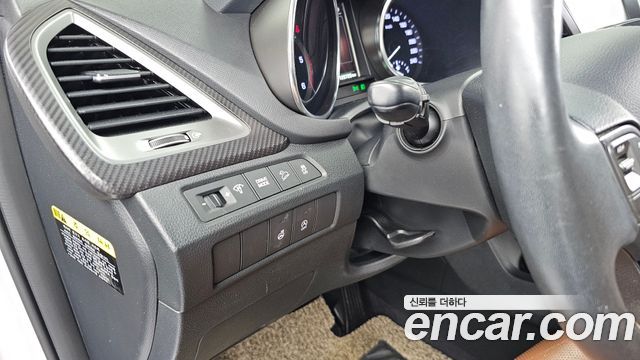 Hyundai Santafe 2016 — photo 29