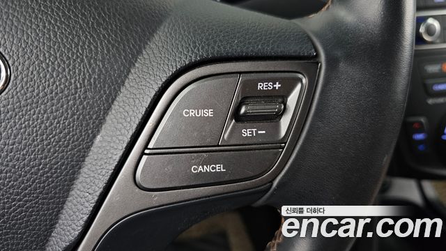Hyundai Santafe 2016 — photo 33