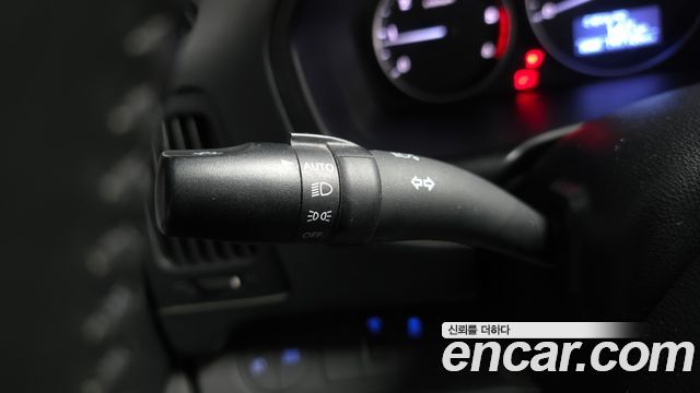 Hyundai Starex 2019 — photo 17