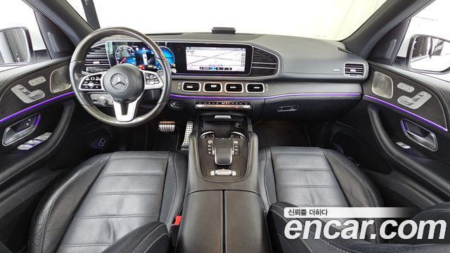 Mercedes-Benz GLS-Class 2022 — photo 10