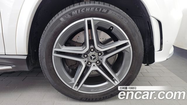 Mercedes-Benz GLS-Class 2022 — photo 7
