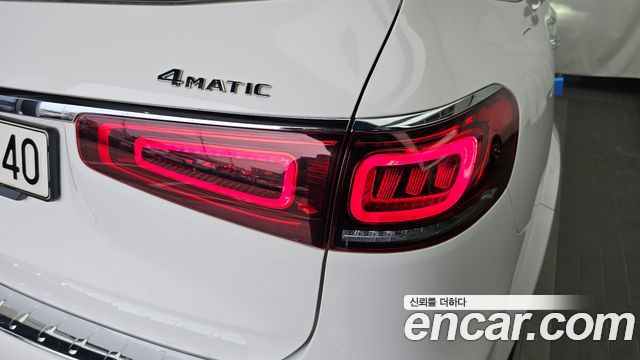 Mercedes-Benz GLS-Class 2022 — photo 9