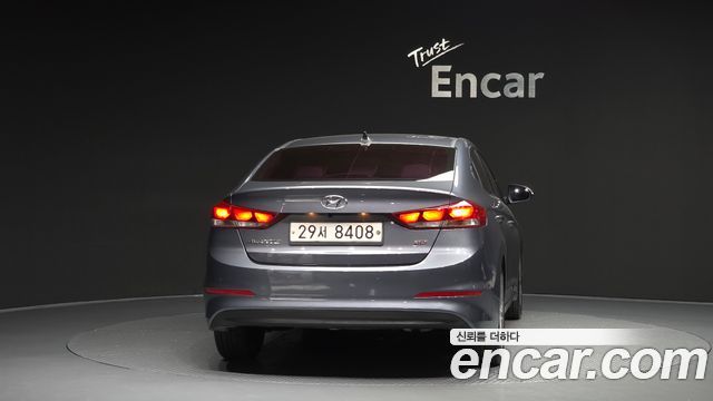 Hyundai AVANTE 2017 — photo 4