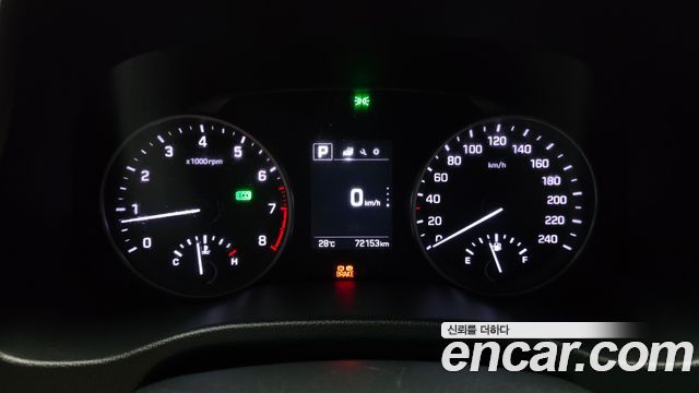 Hyundai AVANTE 2017 — photo 8