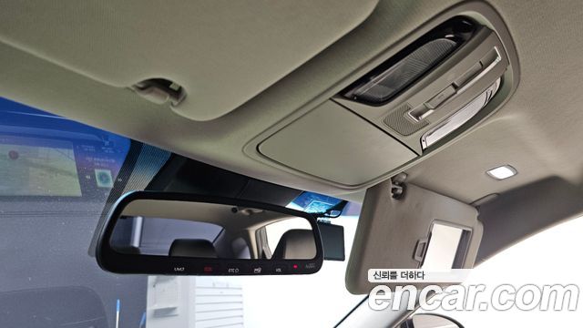 Kia K7 2020 — photo 24
