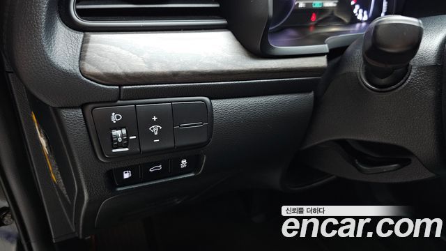 Kia K7 2020 — photo 28