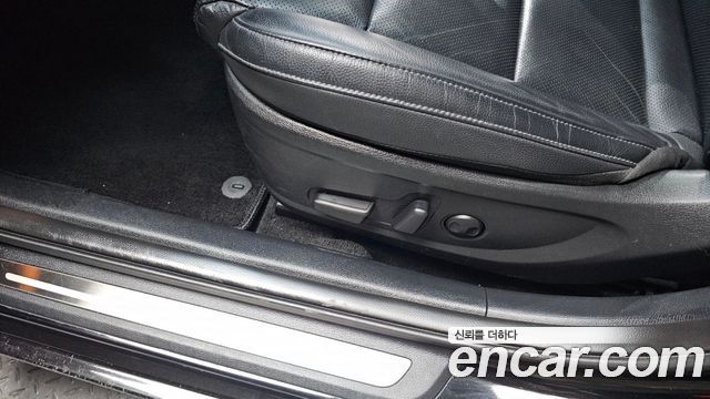 Kia K7 2020 — photo 32