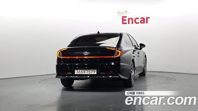 Hyundai Sonata 2022 — photo 4