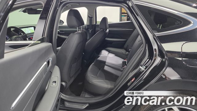 Hyundai Sonata 2022 — photo 17