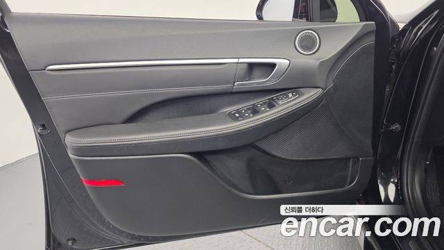 Hyundai Sonata 2022 — photo 14