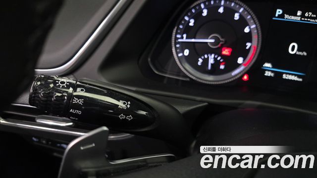Hyundai Sonata 2022 — photo 29
