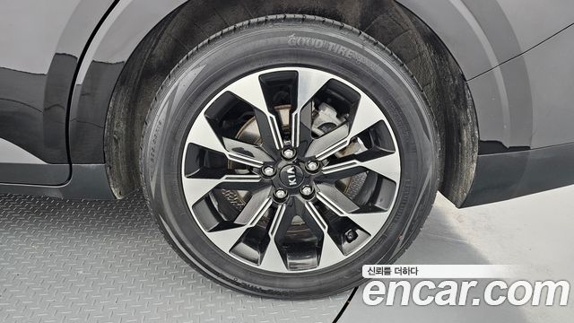 Kia Canival 2021 — photo 7