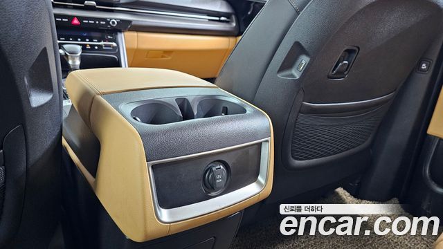 Kia Canival 2021 — photo 29
