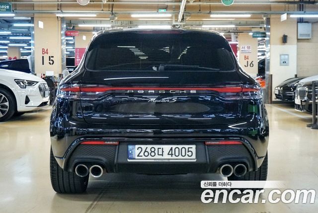 Porsche Macan 2022 — photo 5