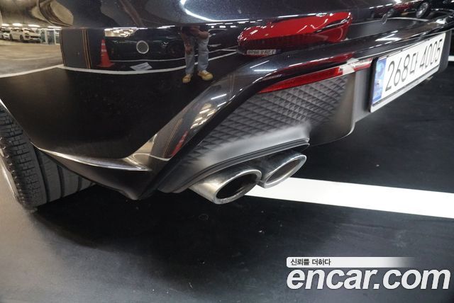 Porsche Macan 2022 — photo 20