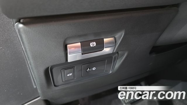 Land Rover Range Rover Evoque 2020 — photo 22