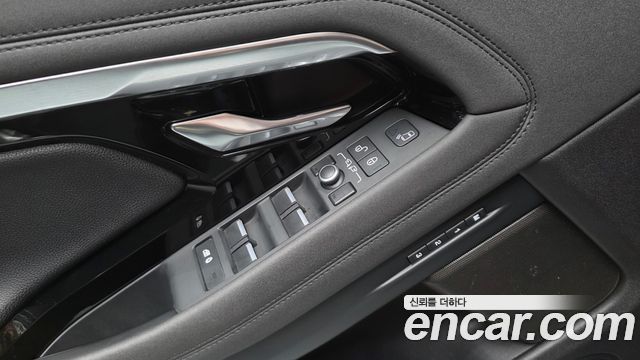 Land Rover Range Rover Evoque 2020 — photo 24