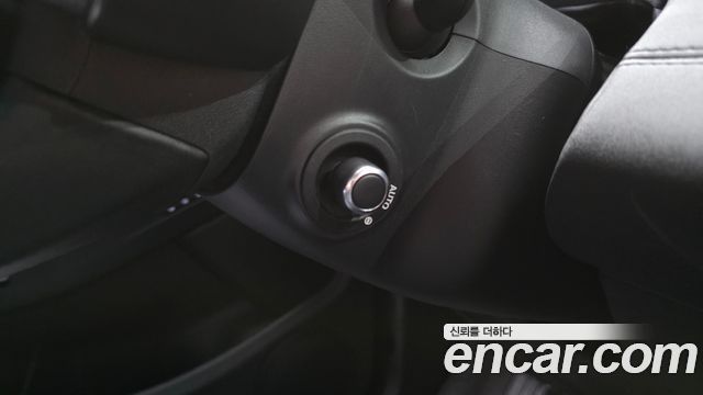 Land Rover Range Rover Evoque 2020 — photo 26