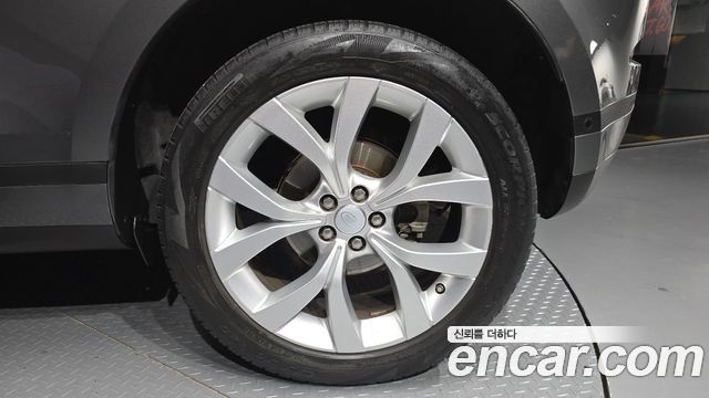 Land Rover Range Rover Evoque 2020 — photo 7