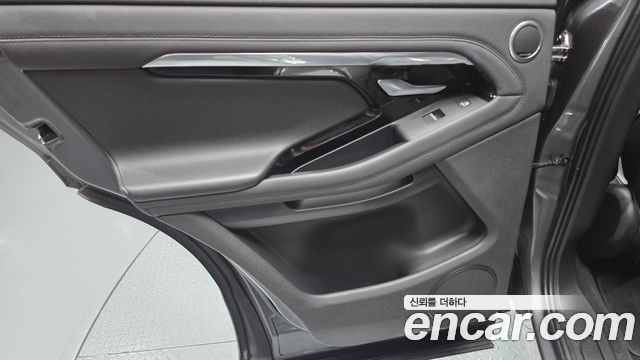 Land Rover Range Rover Evoque 2020 — photo 15