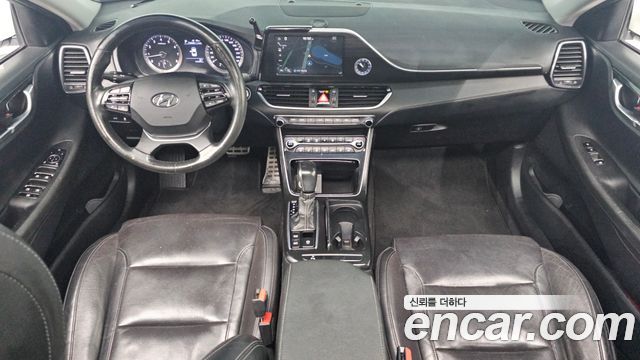 Hyundai Grandeur 2018 — photo 10