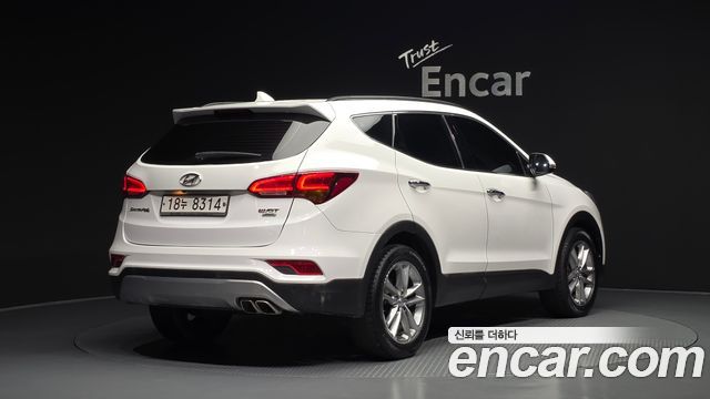 Hyundai Santafe 2016 — photo 2