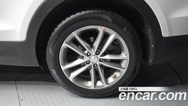 Hyundai Santafe 2016 — photo 5