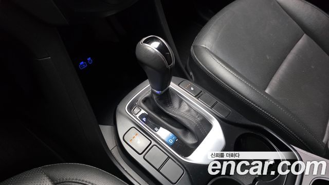 Hyundai Santafe 2016 — photo 12