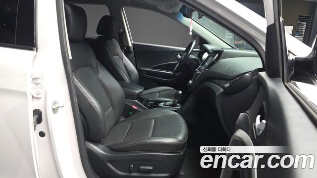 Hyundai Santafe 2016 — photo 17
