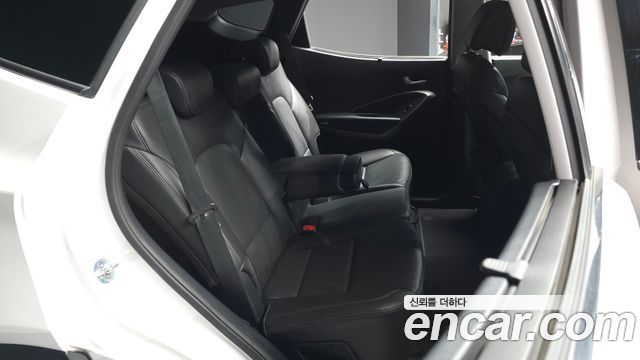 Hyundai Santafe 2016 — photo 18