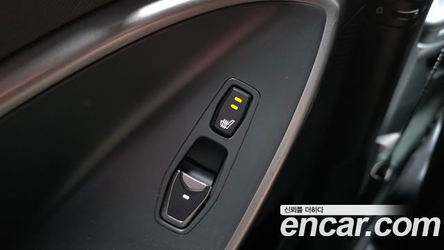 Hyundai Santafe 2016 — photo 25