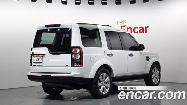 Land Rover Discovery 2016 — photo 2