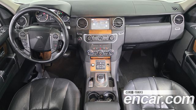 Land Rover Discovery 2016 — photo 7