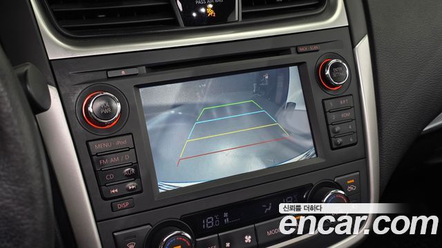 Nissan Altima 2017 — photo 14