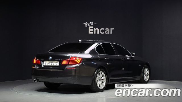 BMW 5-Series 2015 — photo 2