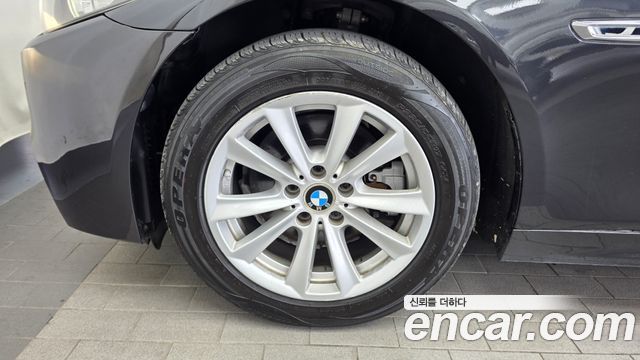 BMW 5-Series 2015 — photo 5