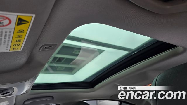 BMW 5-Series 2015 — photo 19