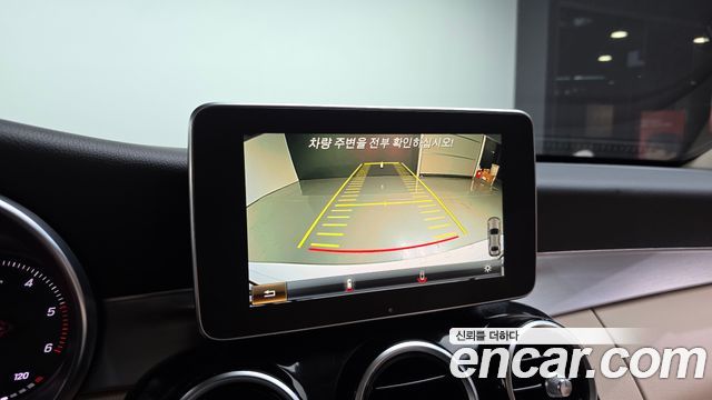 Mercedes-Benz C-Class 2016 — photo 14